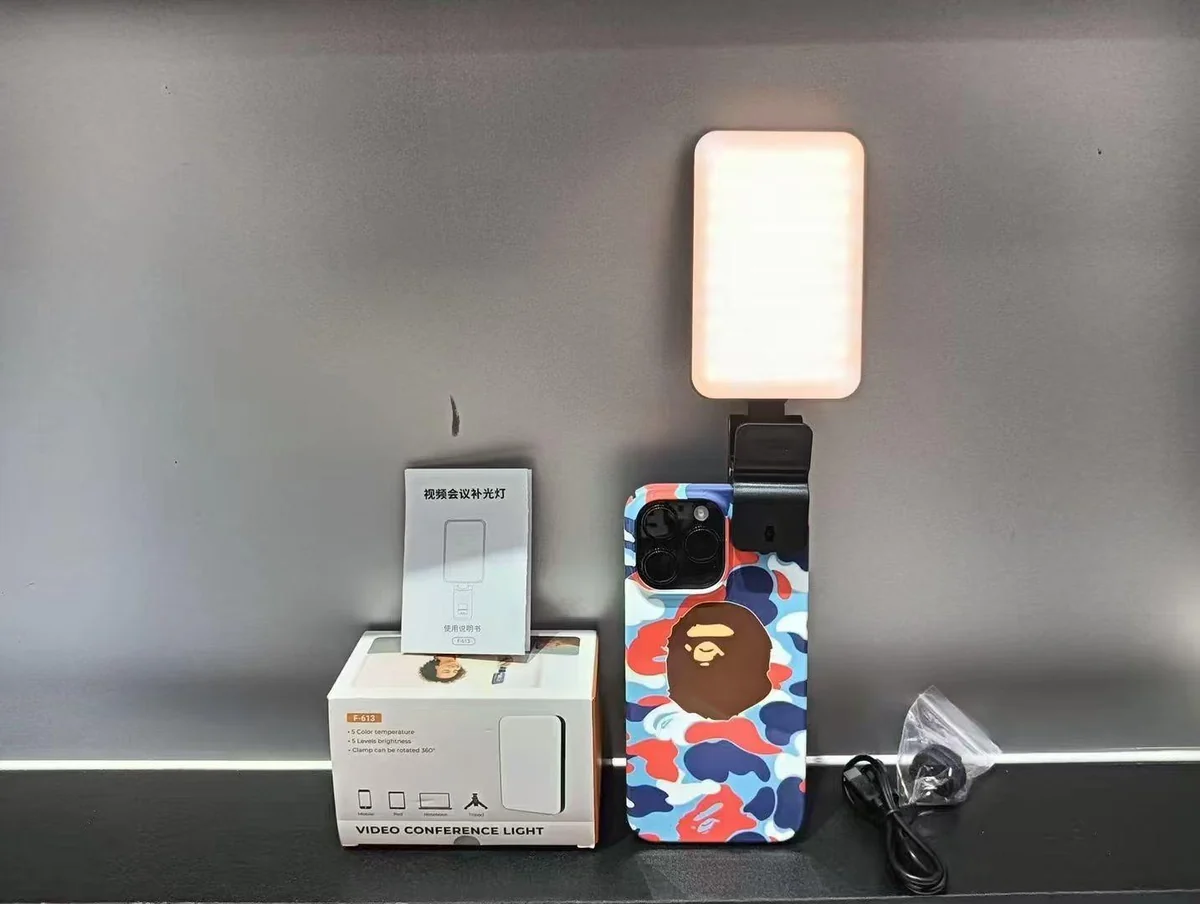 Luz LED F613 RGB para celular con clip